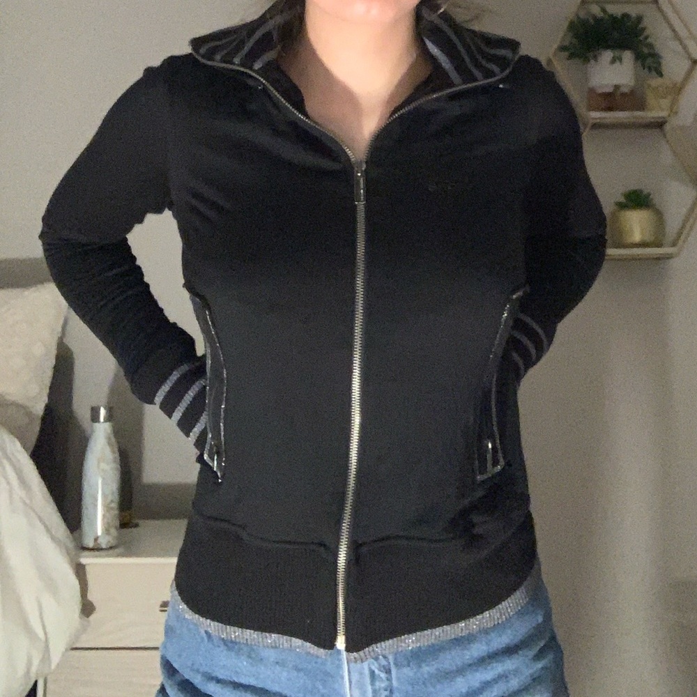 US M bebe sport black with silver stripes zip up